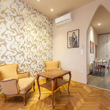 Standard By Hi5 - Rumbach - Synagogue Budapeszt