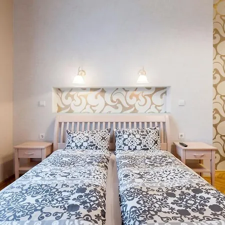 Standard By Hi5 - Rumbach - Synagogue Apartment *