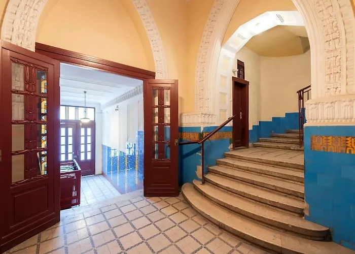 Standard By Hi5 - Rumbach - Synagogue